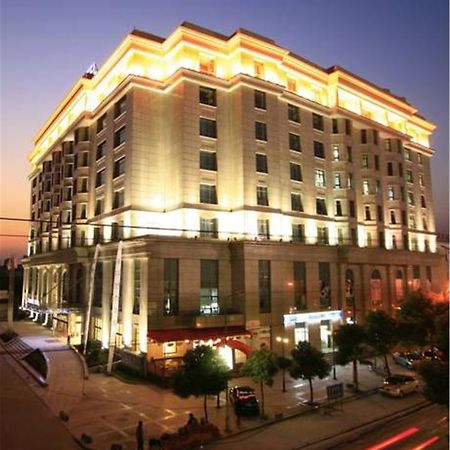 Radiance Hotel Шанхай Екстер'єр фото